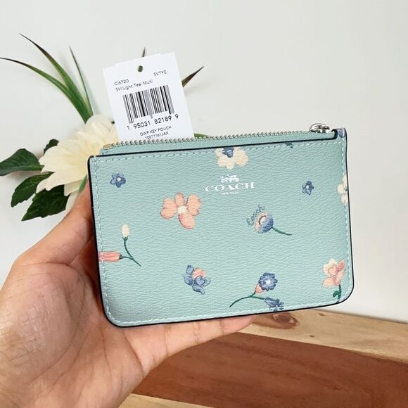 NWT Coach Key Pouch/Coin bag With Mystical Floral Print - Picture 4 of 4